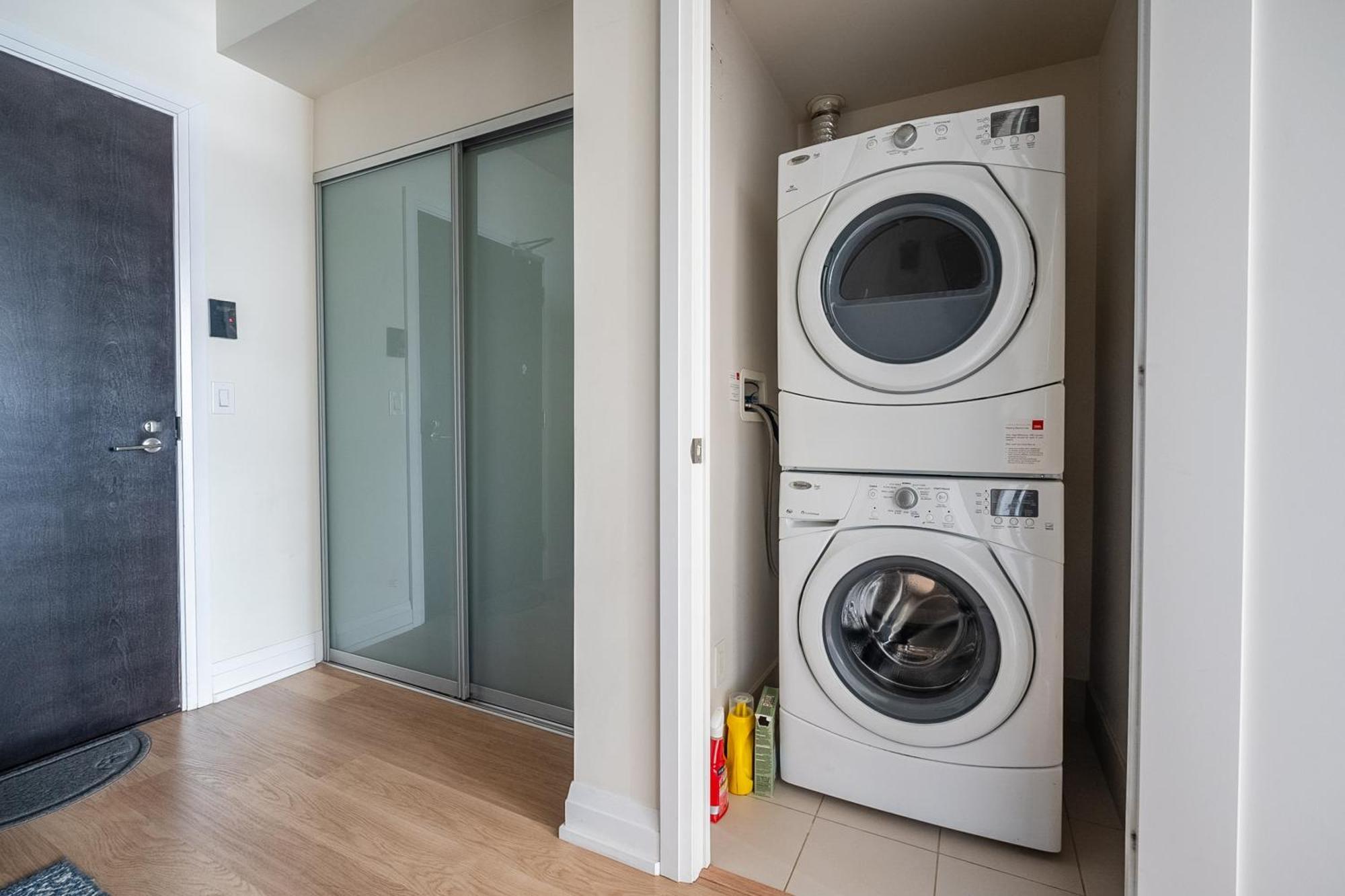 Globalstay Modern Apartments In North York Skyscraper تورونتو المظهر الخارجي الصورة