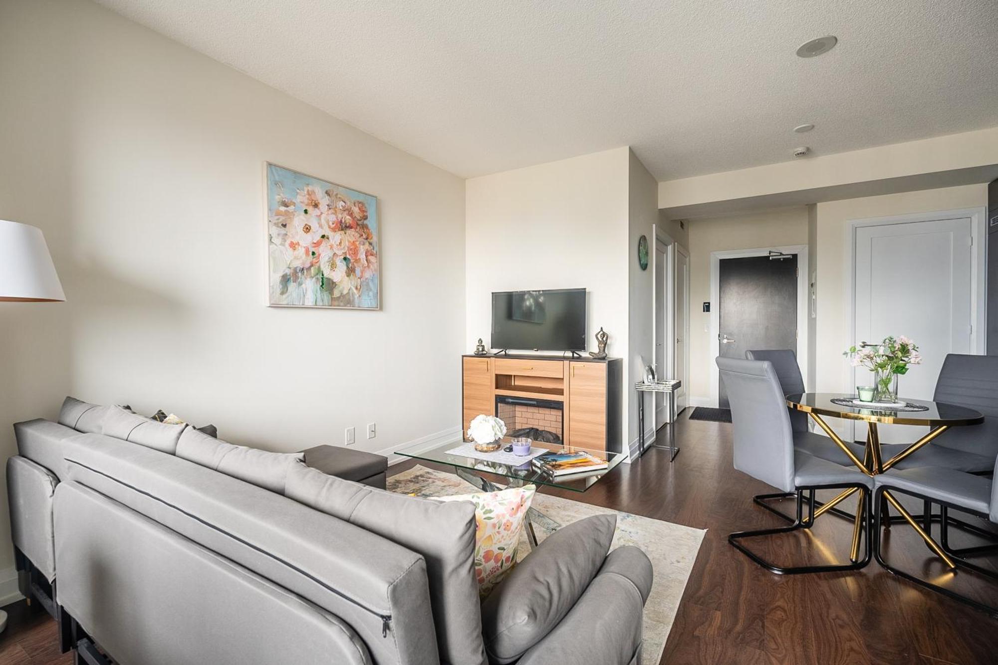 Globalstay Modern Apartments In North York Skyscraper تورونتو المظهر الخارجي الصورة