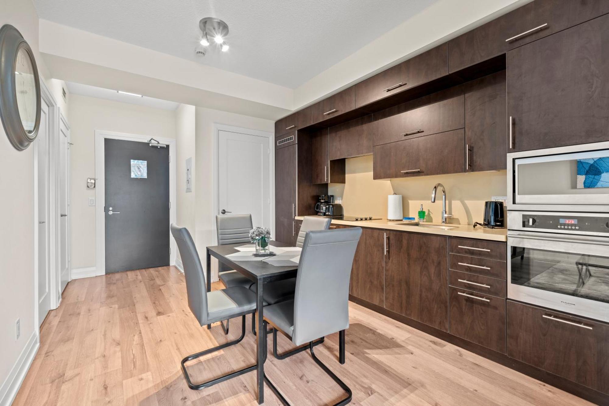 Globalstay Modern Apartments In North York Skyscraper تورونتو المظهر الخارجي الصورة