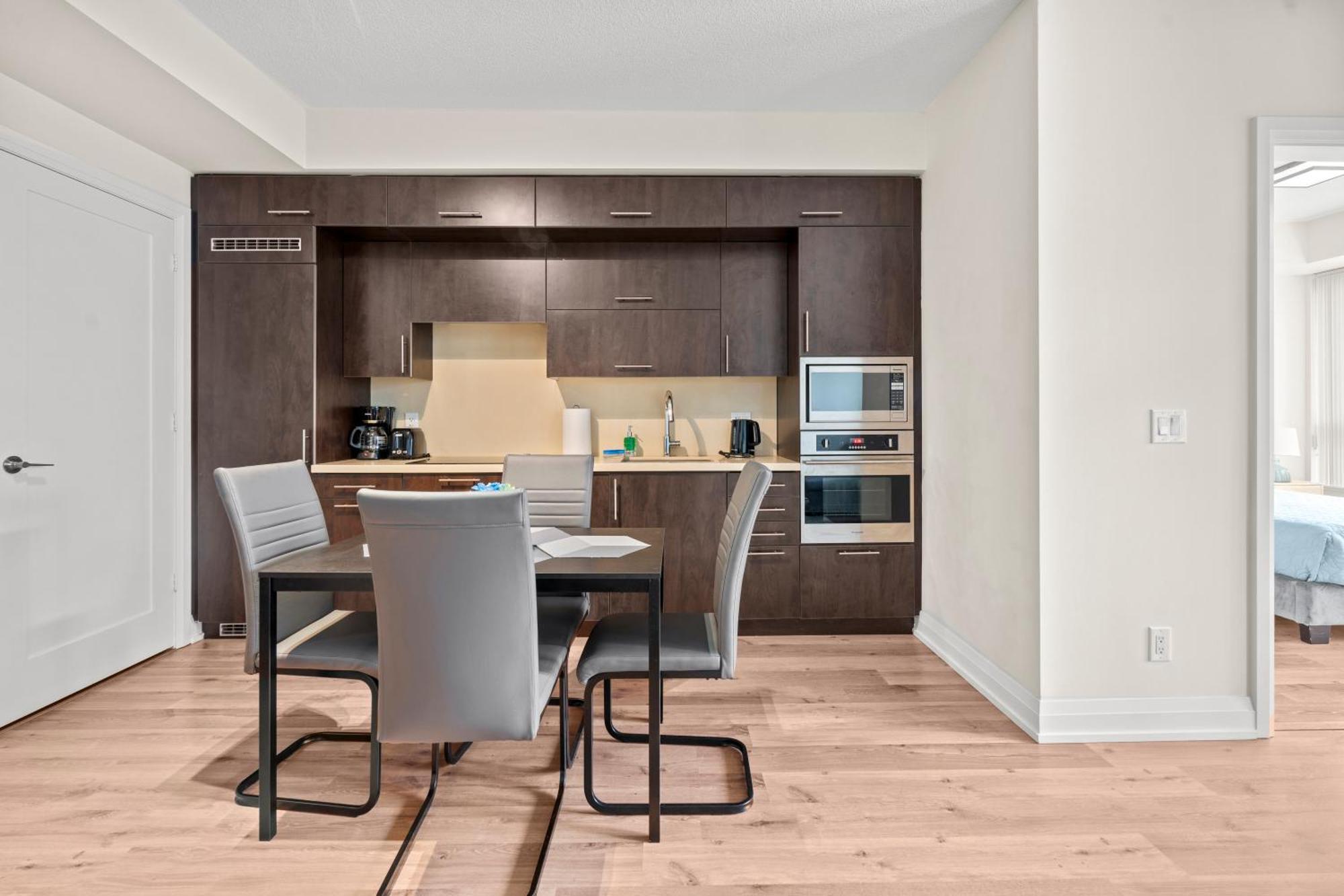 Globalstay Modern Apartments In North York Skyscraper تورونتو المظهر الخارجي الصورة
